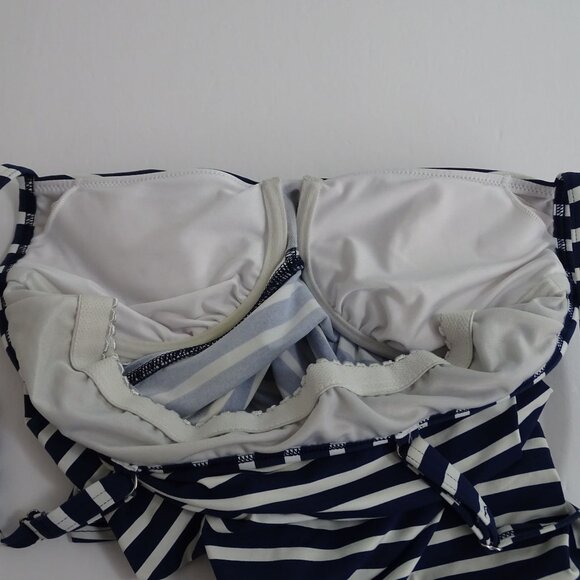 Lands End Blue Striped Tankini Swim Top Women Size 8 Built In Padded Bra - Picture 5 of 9